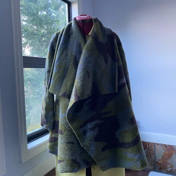 Wool green Jacket - Picture 3 of 9